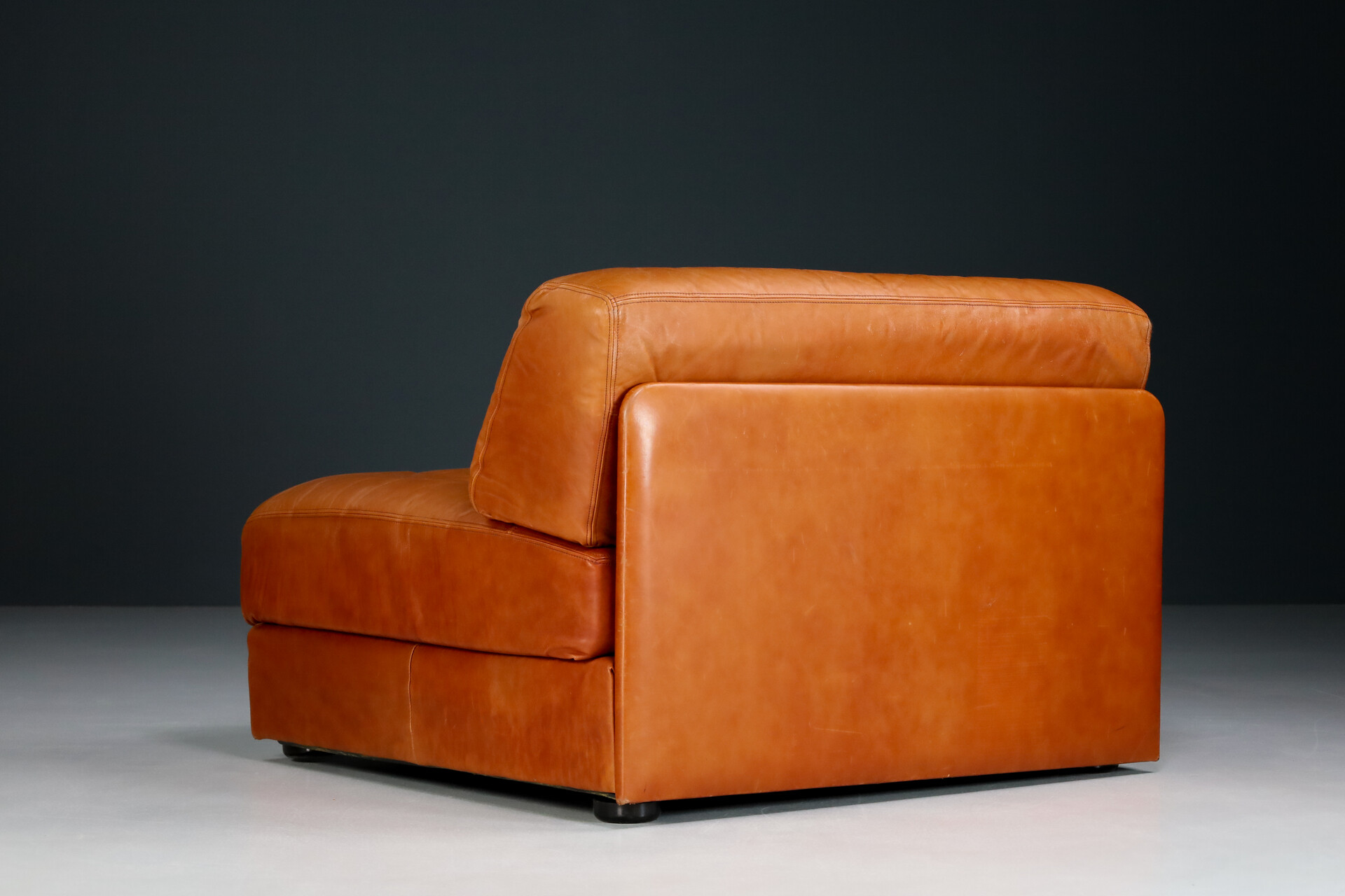 Mid century modern Leather modular sofa or lounge seats, Sofart De Sede DS76 ,Italy 1970s Mid-20th century