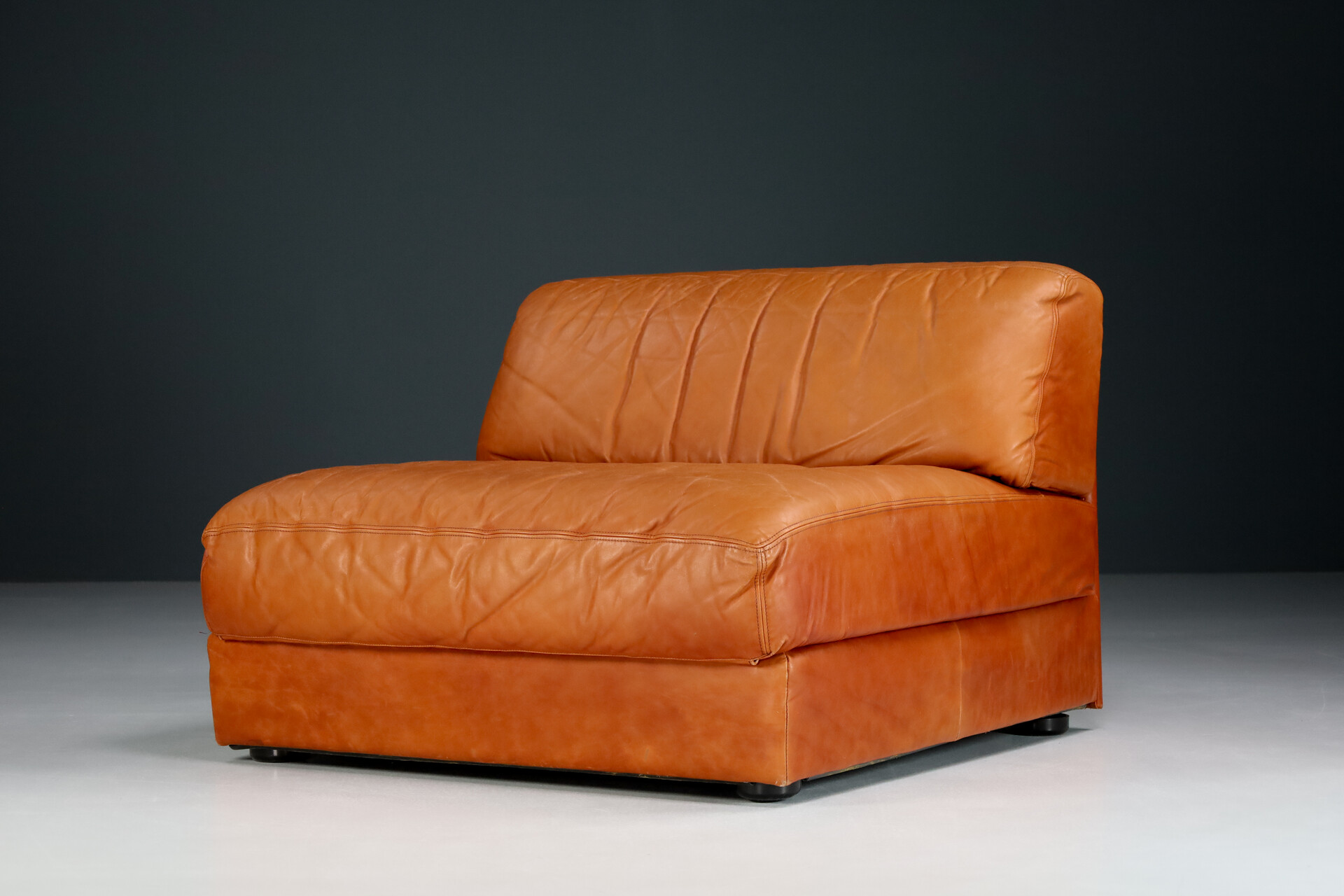 Mid century modern Leather modular sofa or lounge seats, Sofart De Sede DS76 ,Italy 1970s Mid-20th century