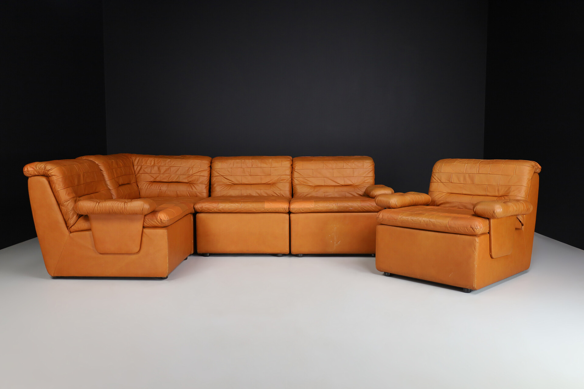 Mid century modern Leather patchwork lounge sofa set/5, Switzerland 1960s Mid-20th century