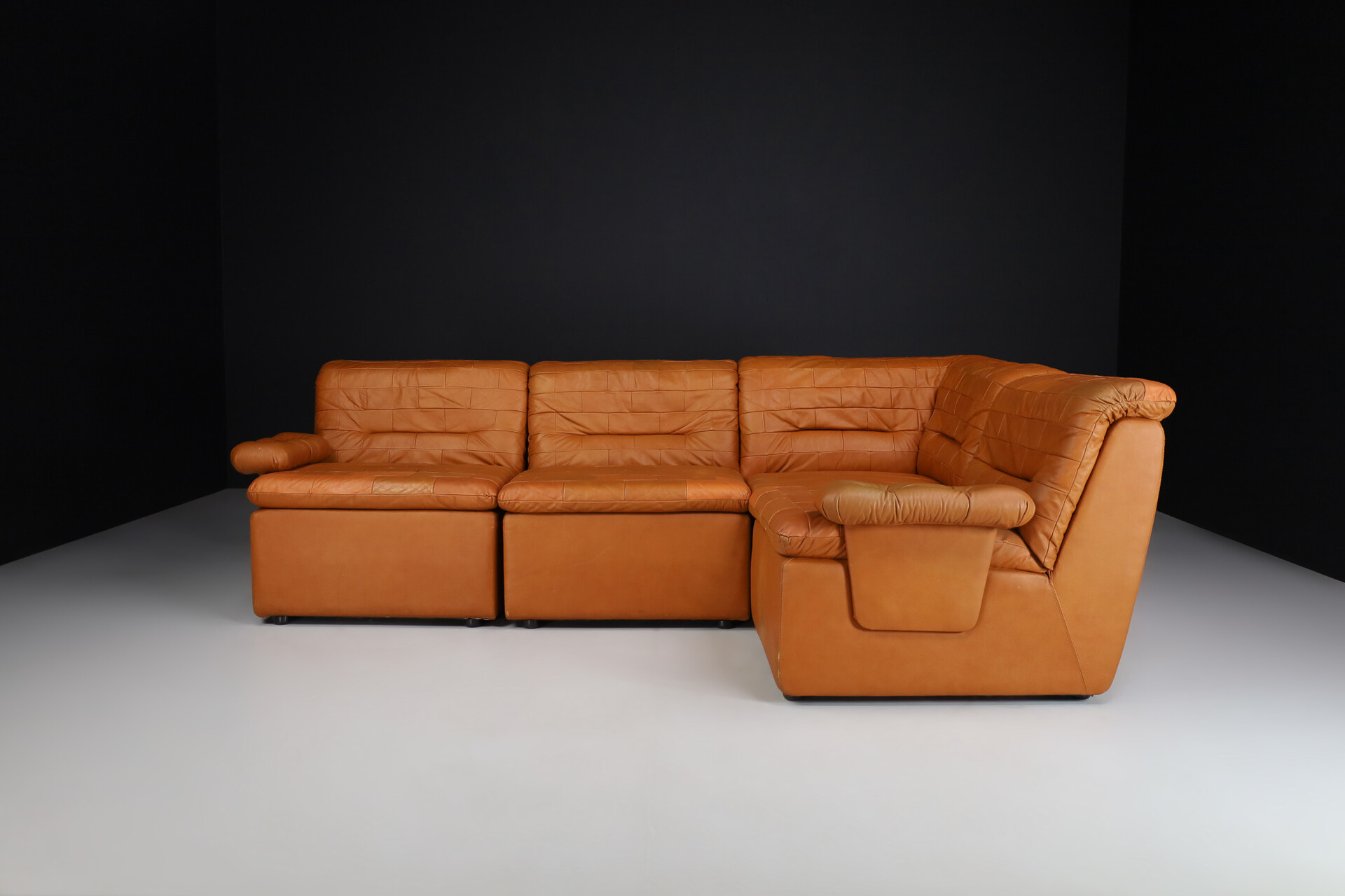 Mid century modern Leather patchwork lounge sofa set/5, Switzerland 1960s Mid-20th century