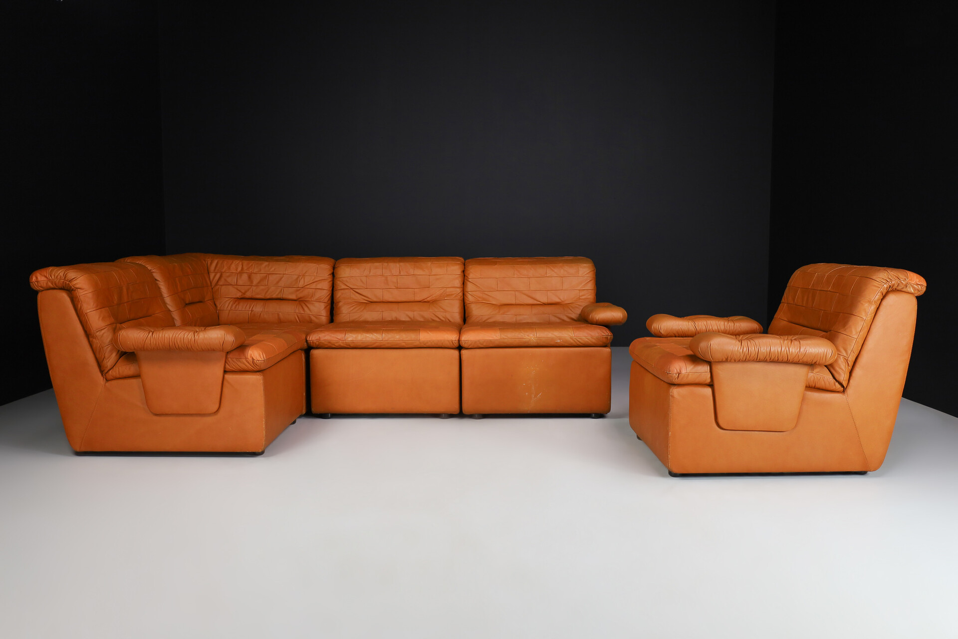 Mid century modern Leather patchwork lounge sofa set/5, Switzerland 1960s Mid-20th century