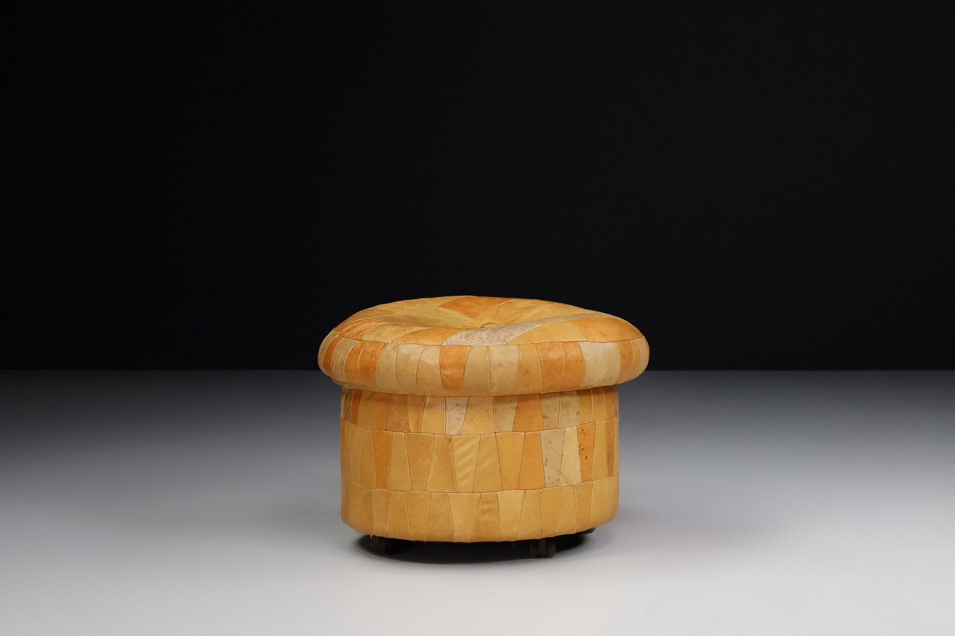 Mid century modern Leather Patchwork Poufs from De Sede, Switzerland 1960s Mid-20th century