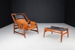 Mid century modern Liceu de Artes e Oficios Cognac Leather Lounge Chair and Ottoman, Brazil 1960s Mid-20th century