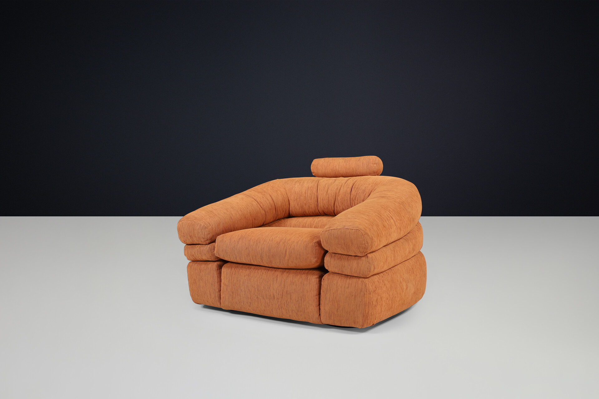 Mid century modern Lounge chair designed by De Pas, D'Urbino and Lomazzi for Zanotta in 1968. Mid-20th century