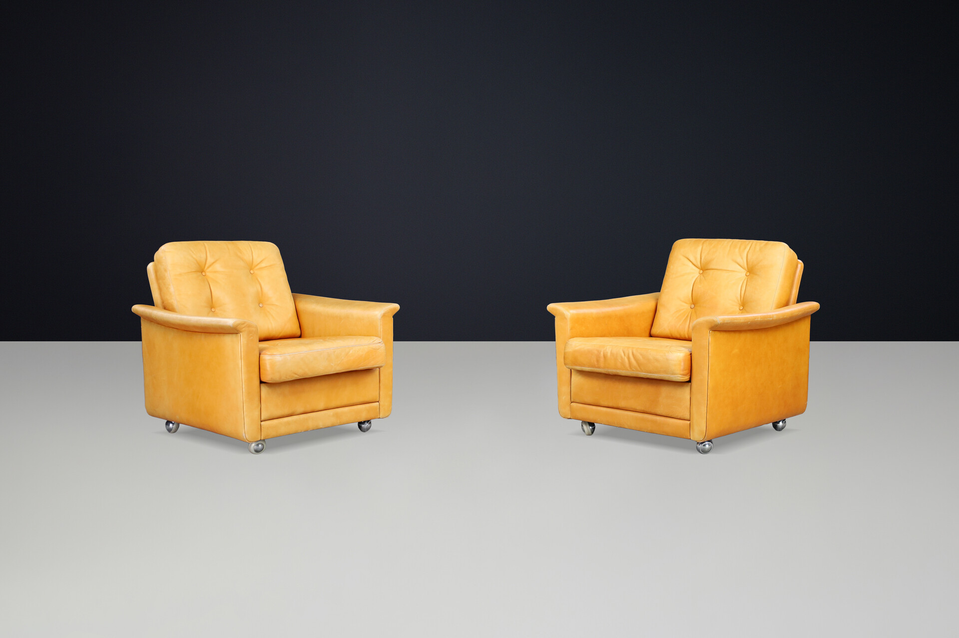Mid century modern Lounge chairs In Cognac Leather , Germany 1960s Mid-20th century