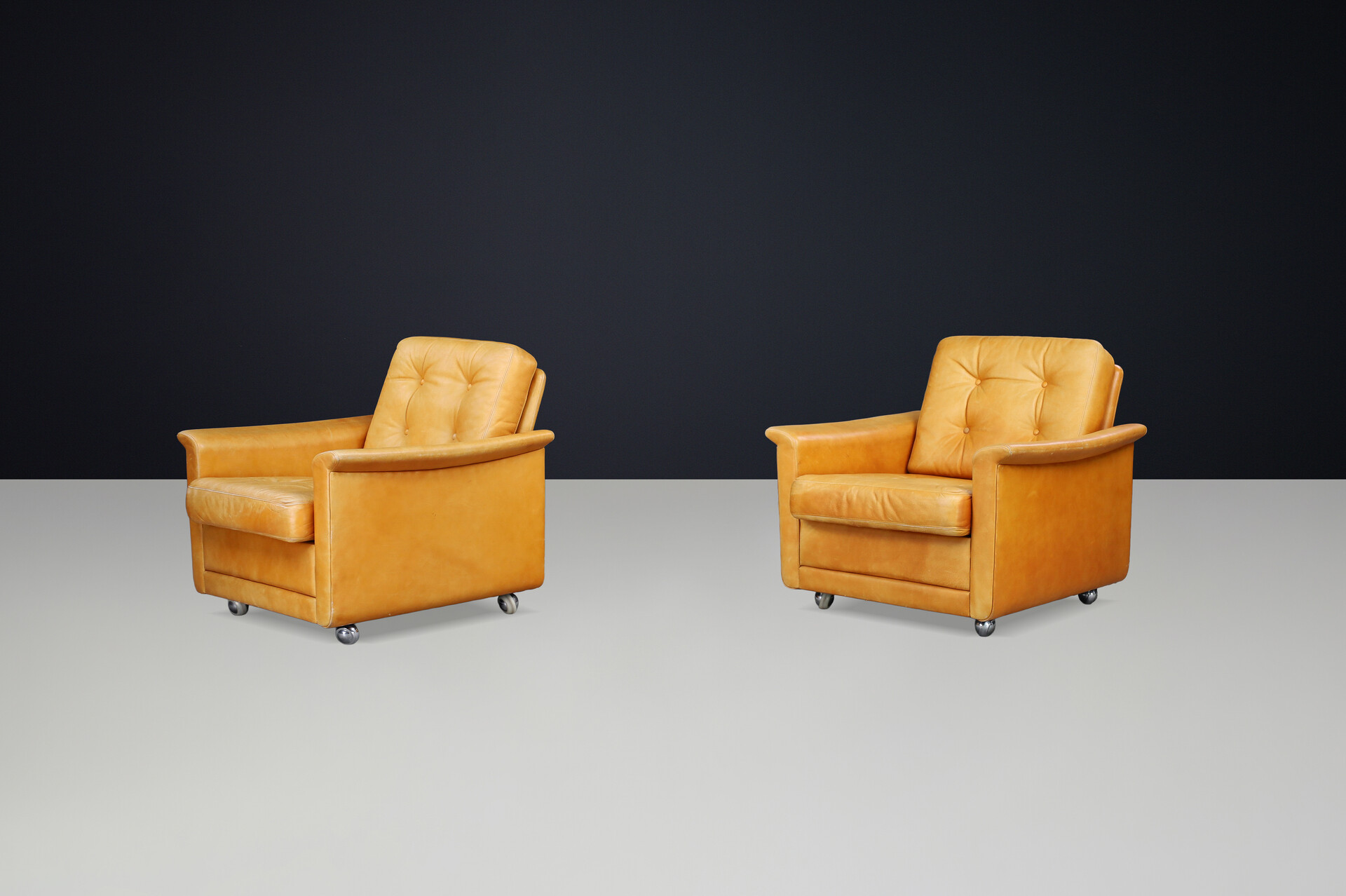 Mid century modern Lounge chairs In Cognac Leather , Germany 1960s Mid-20th century