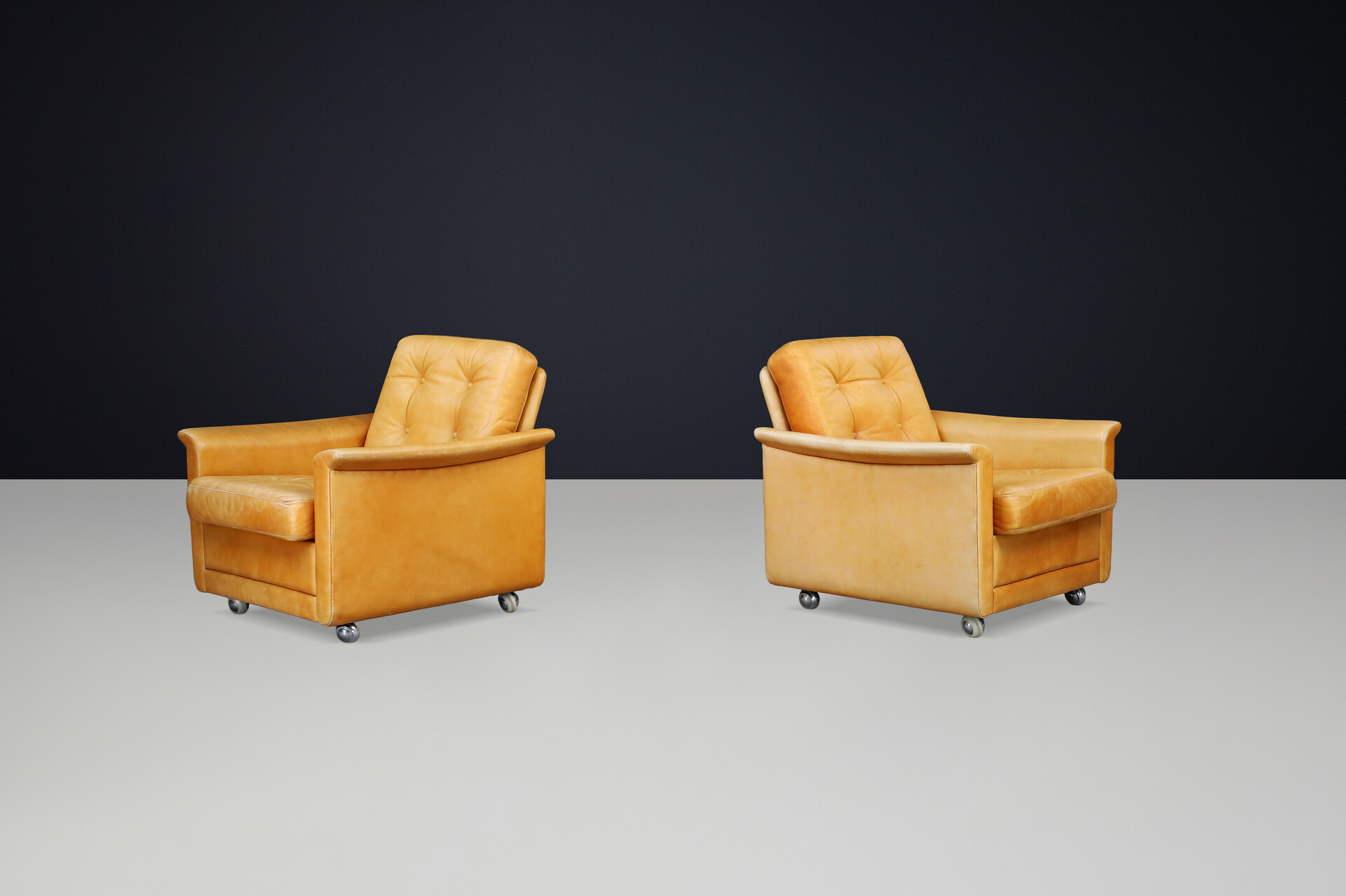 Mid century modern Lounge chairs In Cognac Leather , Germany 1960s Mid-20th century