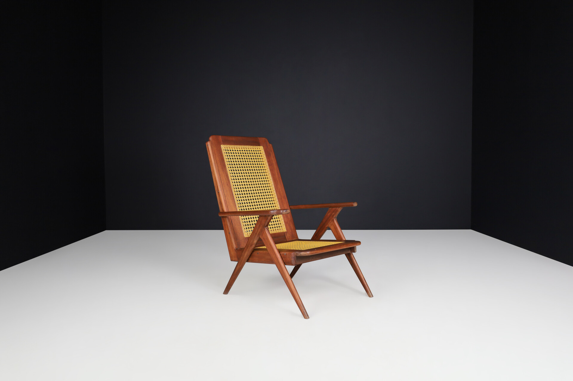 Mid century modern Lounge Chairs with mahogany Structure and Webbing in the style of Pierre Jeanneret , France, 1950s Mid-20th century