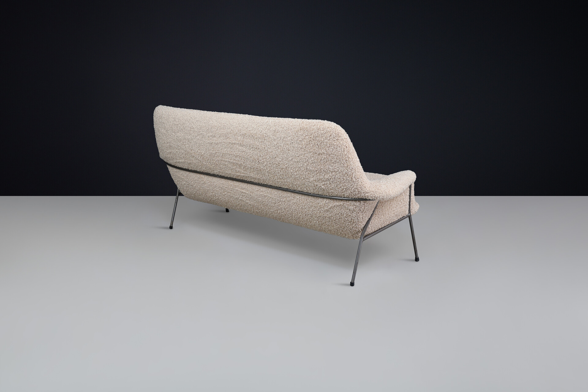 Mid century modern Lounge sofa in teddy fabric , The Netherlands 1960s Mid-20th century