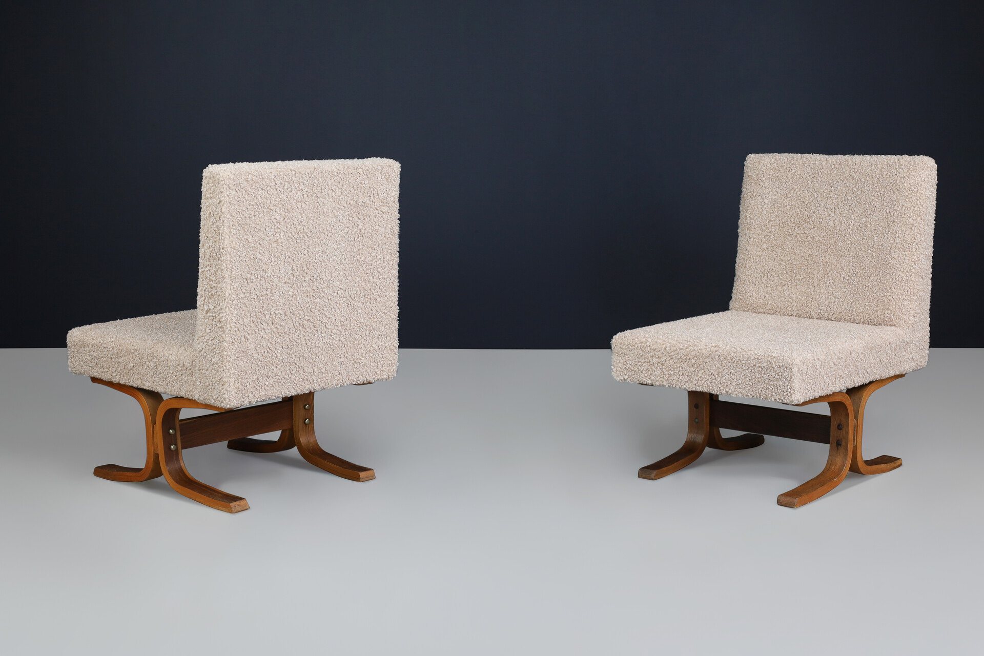 Mid century modern Ludvik Volak Bentwood and teddy Upholstery Lounge chairs, Cz 1960s Mid-20th century