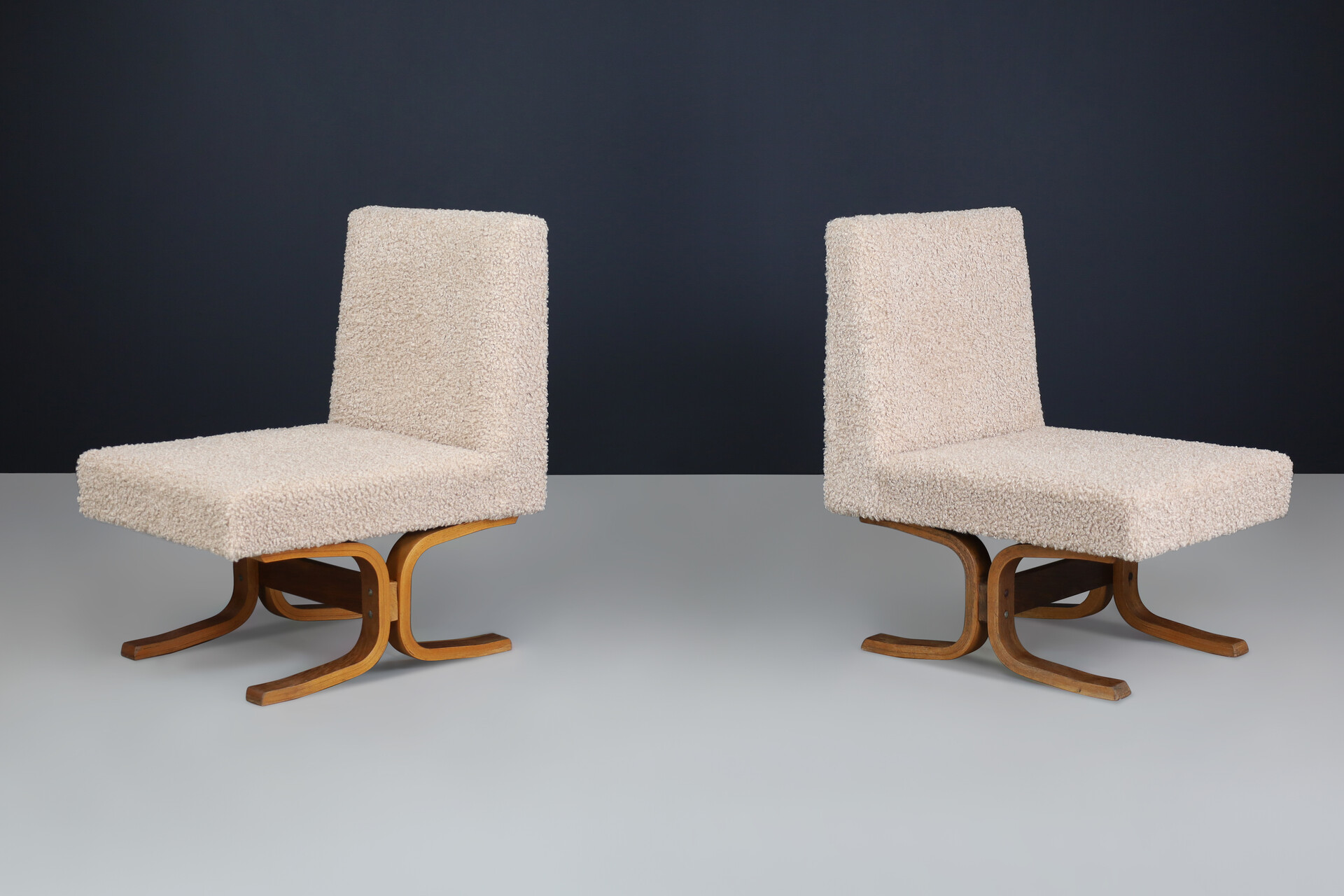 Mid century modern Ludvik Volak Bentwood and teddy Upholstery Lounge chairs, Cz 1960s Mid-20th century