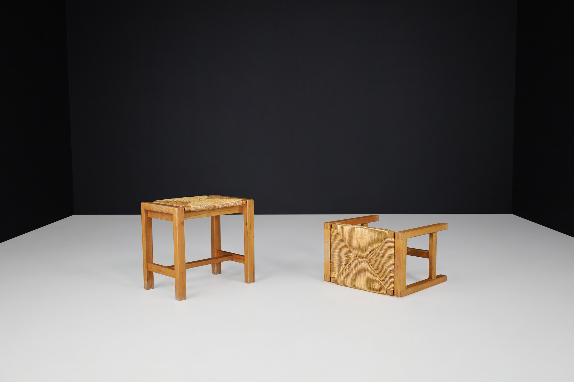 Mid century modern Maison Regain style stools in elm and rush, France 1970s Late-20th century