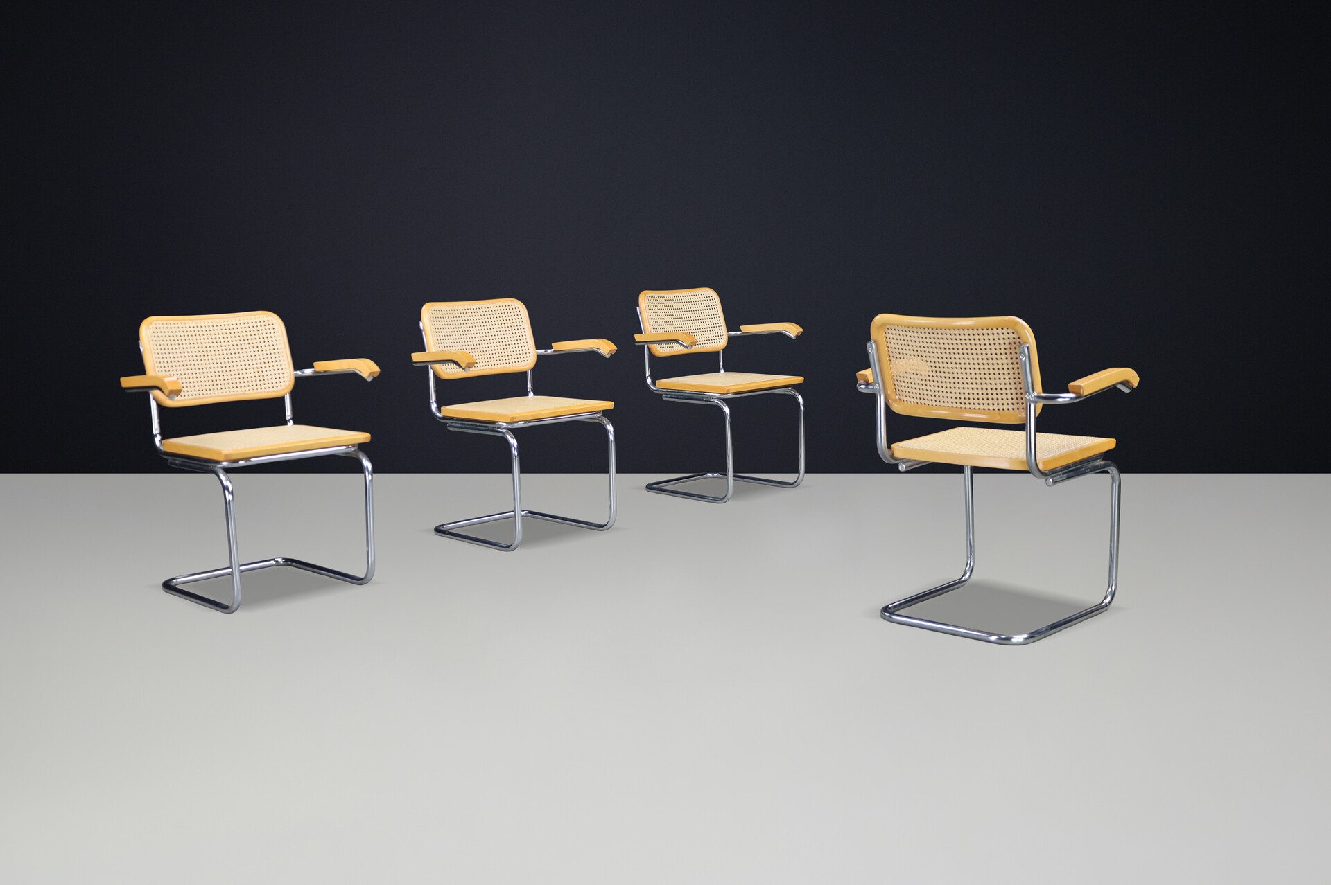 Mid-Century Modern Marcel Breuer B32 Cesca Arm Chairs, Italy, 1970s Mid-20th century