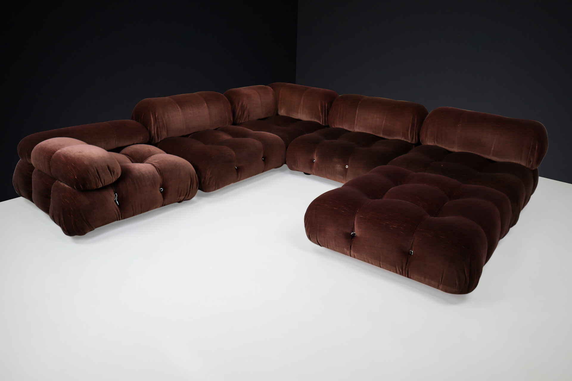 Mid century modern Mario Bellini, Camaleonda Modular Sofa, C&B italia , 1970s Mid-Century Modern 21 th century