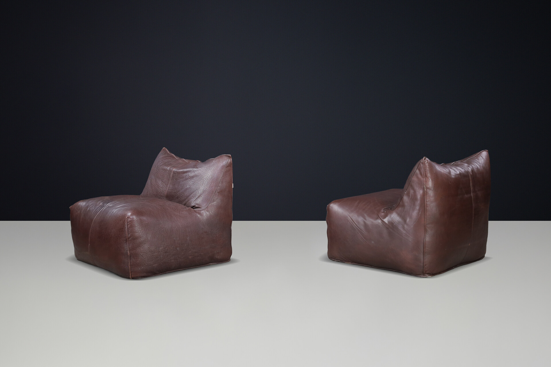 Mid century modern Mario Bellini ‘Le Bambole’ Chairs for B&B Italia, 1971, Brown Leather, Set of 2 Late-20th century