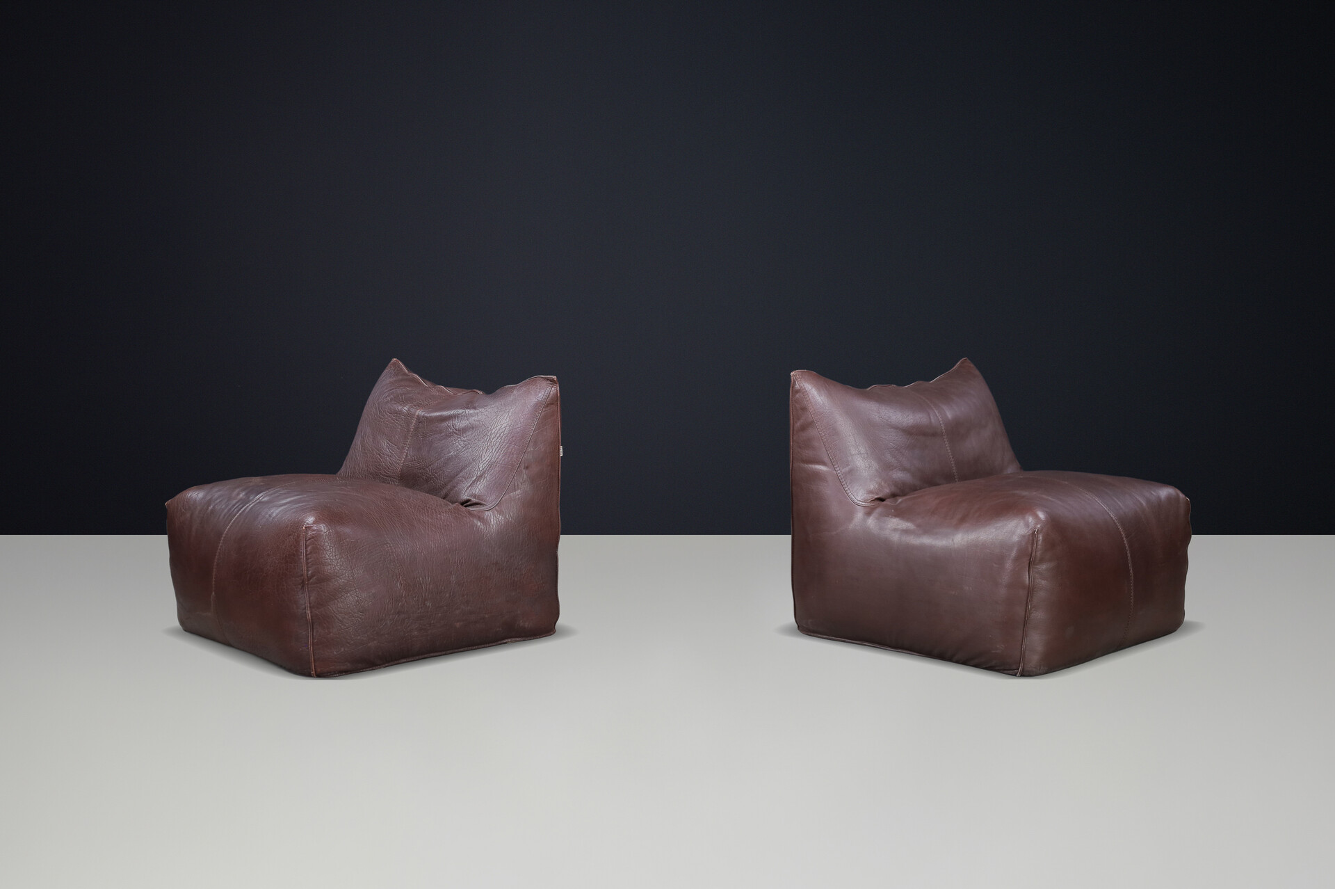 Mid century modern Mario Bellini ‘Le Bambole’ Chairs for B&B Italia, 1971, Brown Leather, Set of 2 Late-20th century