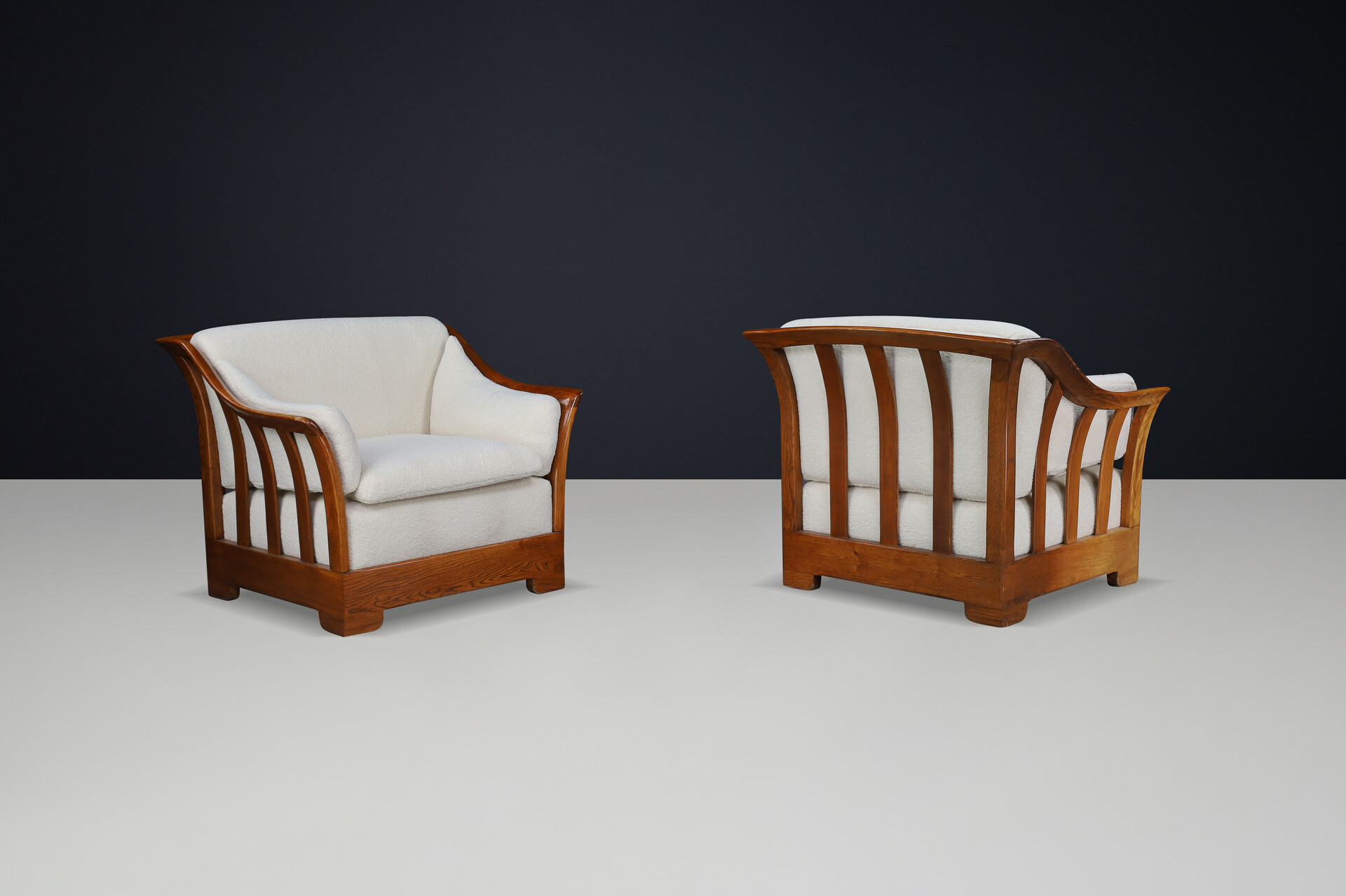 Mid century modern Mobil Girgi Lounge chairs in New Teddy Re-Upholstery , Italy 1960s Mid-20th century