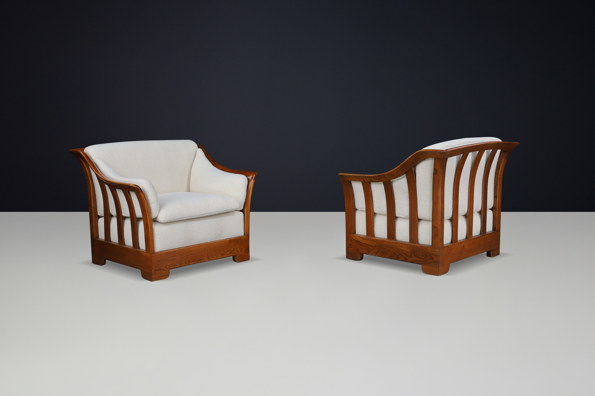 Mid century modern Mobil Girgi Lounge chairs in New Teddy Re-Upholstery , Italy 1960s Mid-20th century