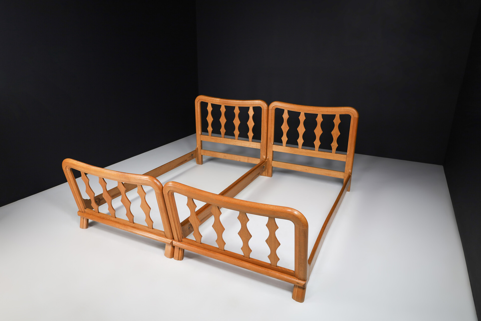 Mid century modern Modern Guillerme & Chambron Bed In Solid Blond Oak , France 1960s Mid-20th Century Mid-20th century