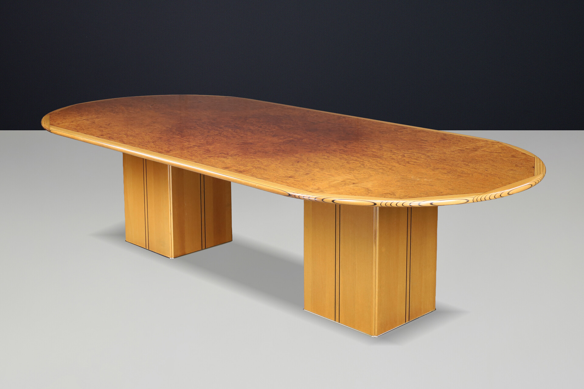 Mid century modern Monumental 280 cm “Africa” Table by Afra & Tobia Scarpa, Maxalto Italy, 1970s Late-20th century