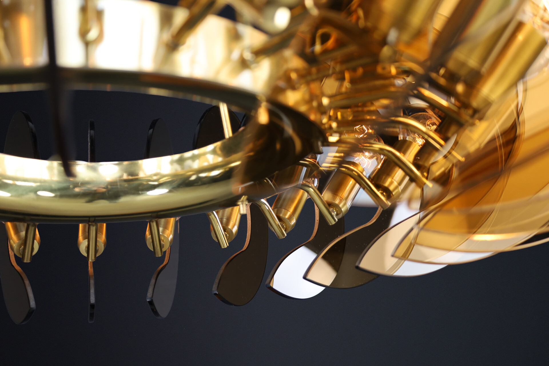 Mid century modern Monumental Brass & Smoked Glass Chandelier by Gino Paroldo, Italy, 1970s Late-20th century