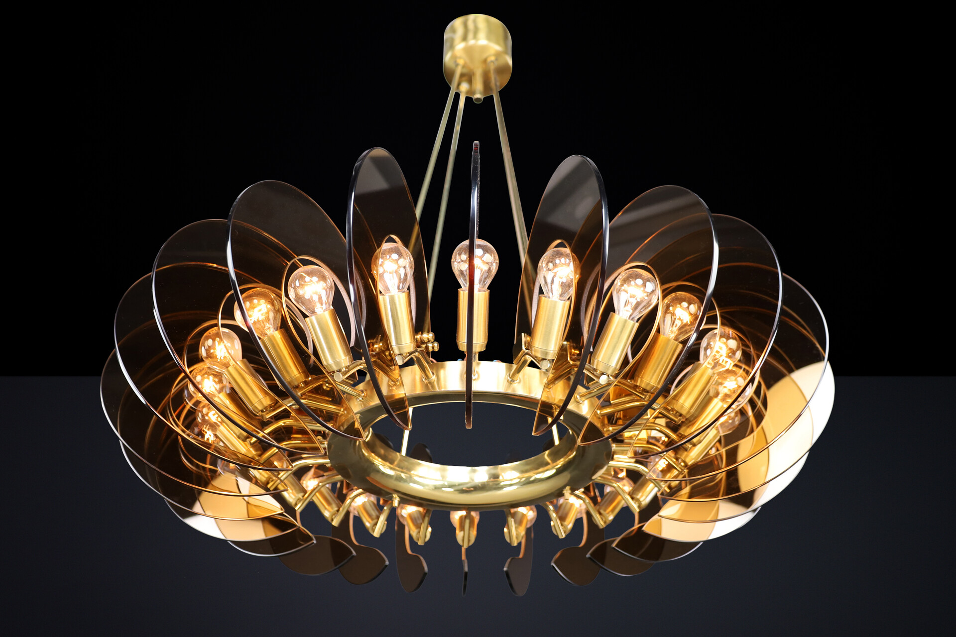 Mid century modern Monumental Brass & Smoked Glass Chandelier by Gino Paroldo, Italy, 1970s Late-20th century