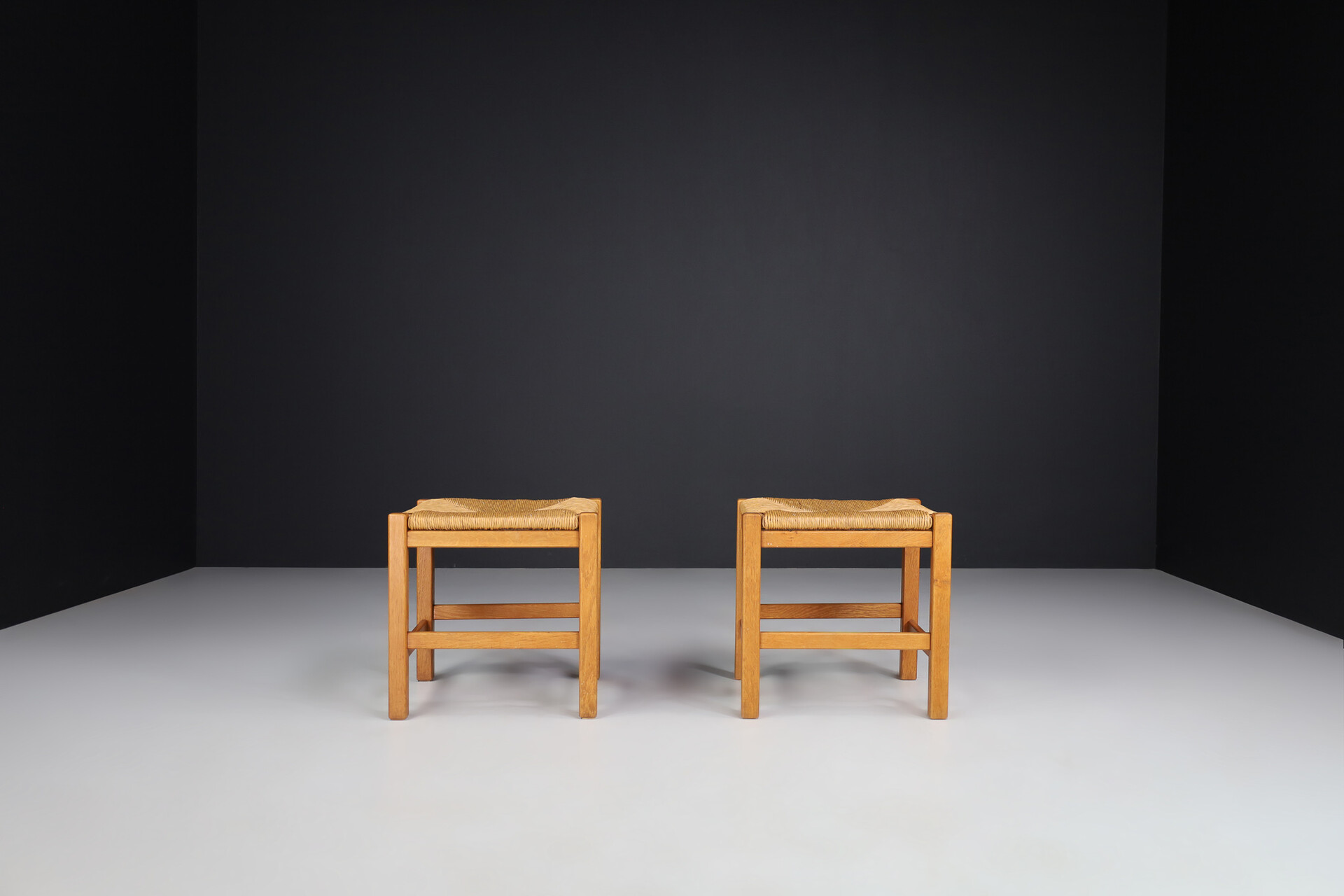 Mid century modern Oak and Rush stools, france 1960s Mid-20th century