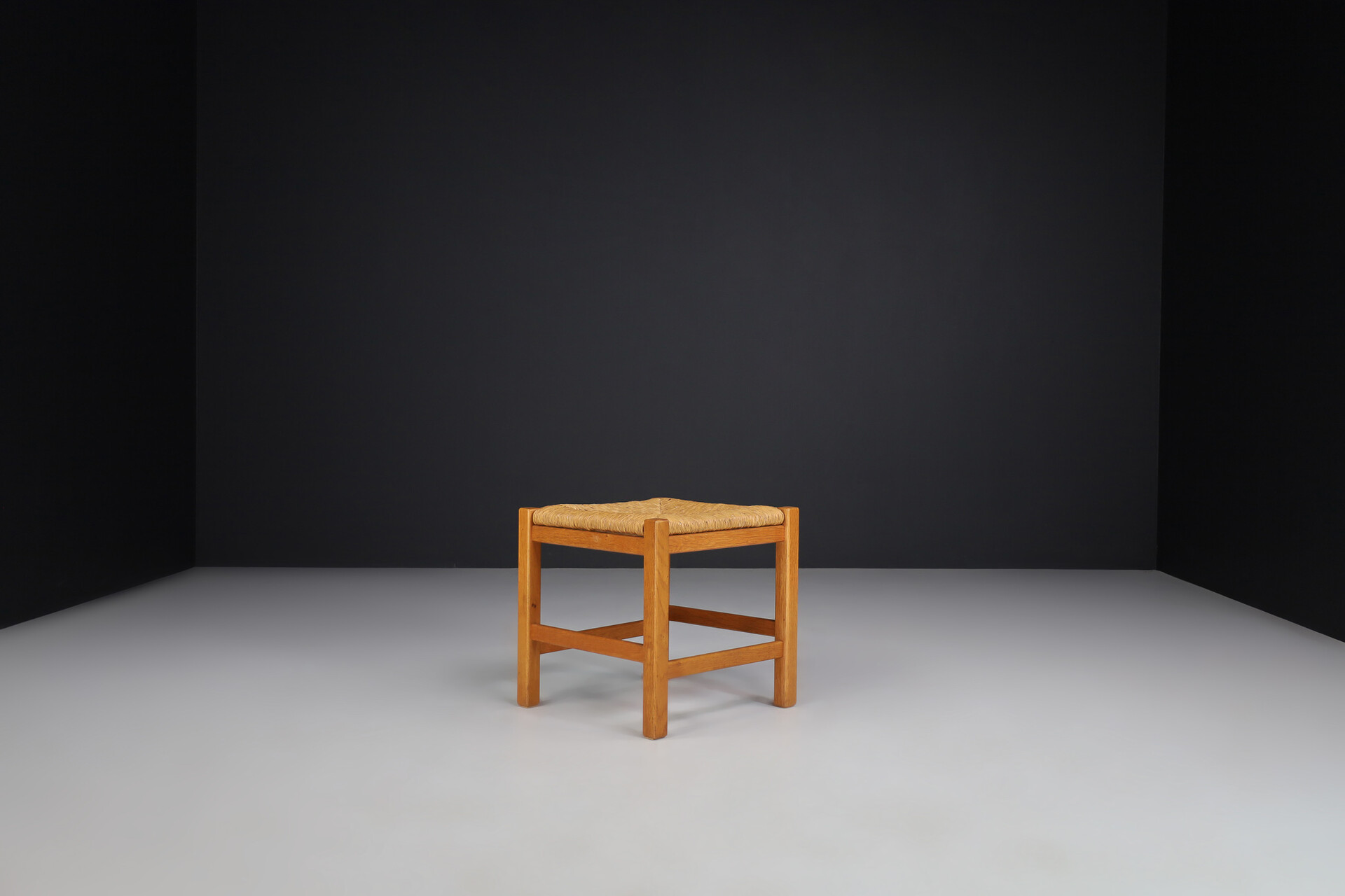 Mid century modern Oak and Rush stools, france 1960s Mid-20th century