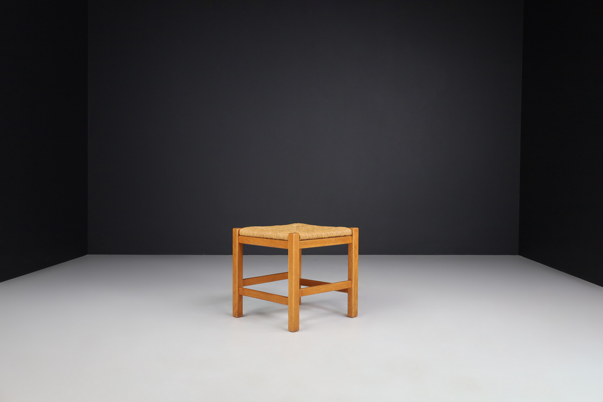 Mid century modern Oak and Rush stools, france 1960s Mid-20th century