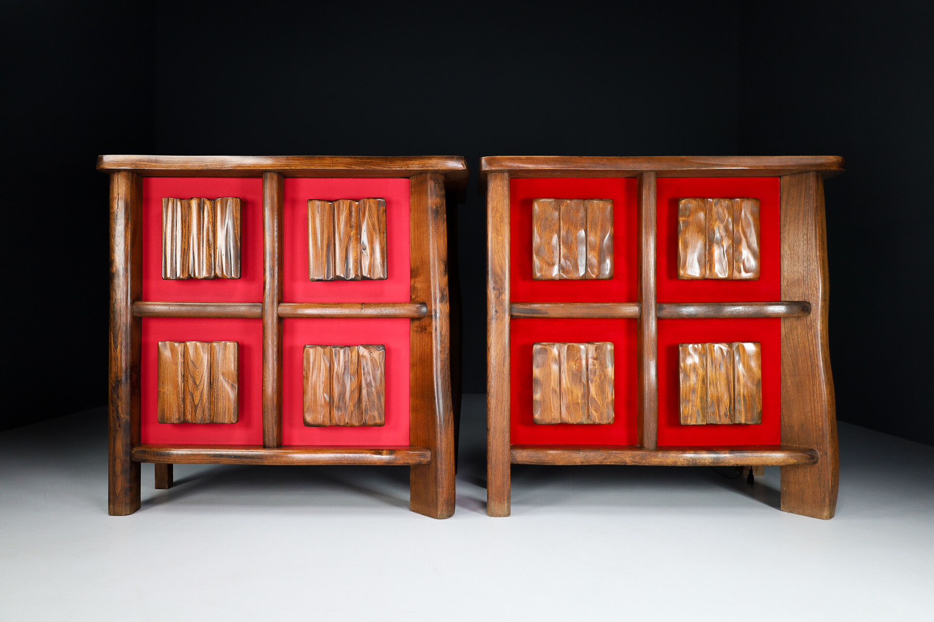 Mid century modern Oak Brutalist Bar / entree desk , France 1950 Mid-20th century