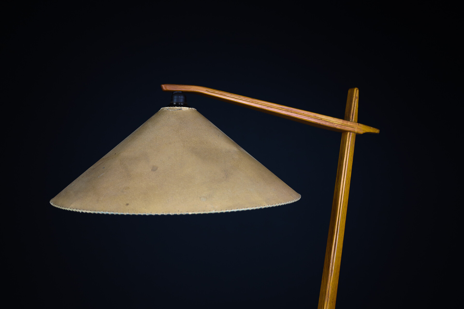 Mid century modern Oak floor lamp by Krasna Jizba, CZ 1950 Mid-20th century