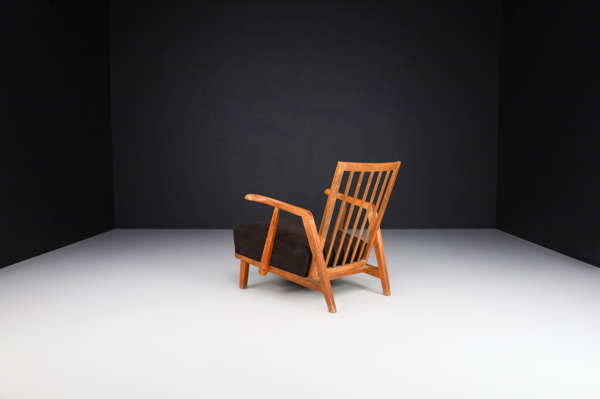 Mid century modern Oak lounge chair in original fabric, Praque 1950s Mid-20th century