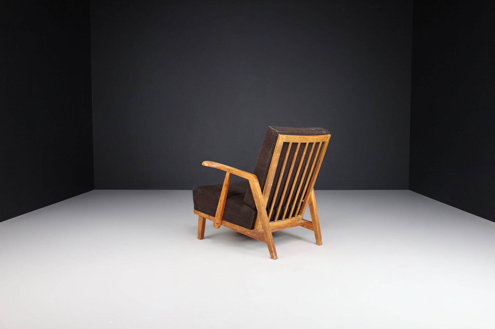 Mid century modern Oak lounge chair in original fabric, Praque 1950s Mid-20th century