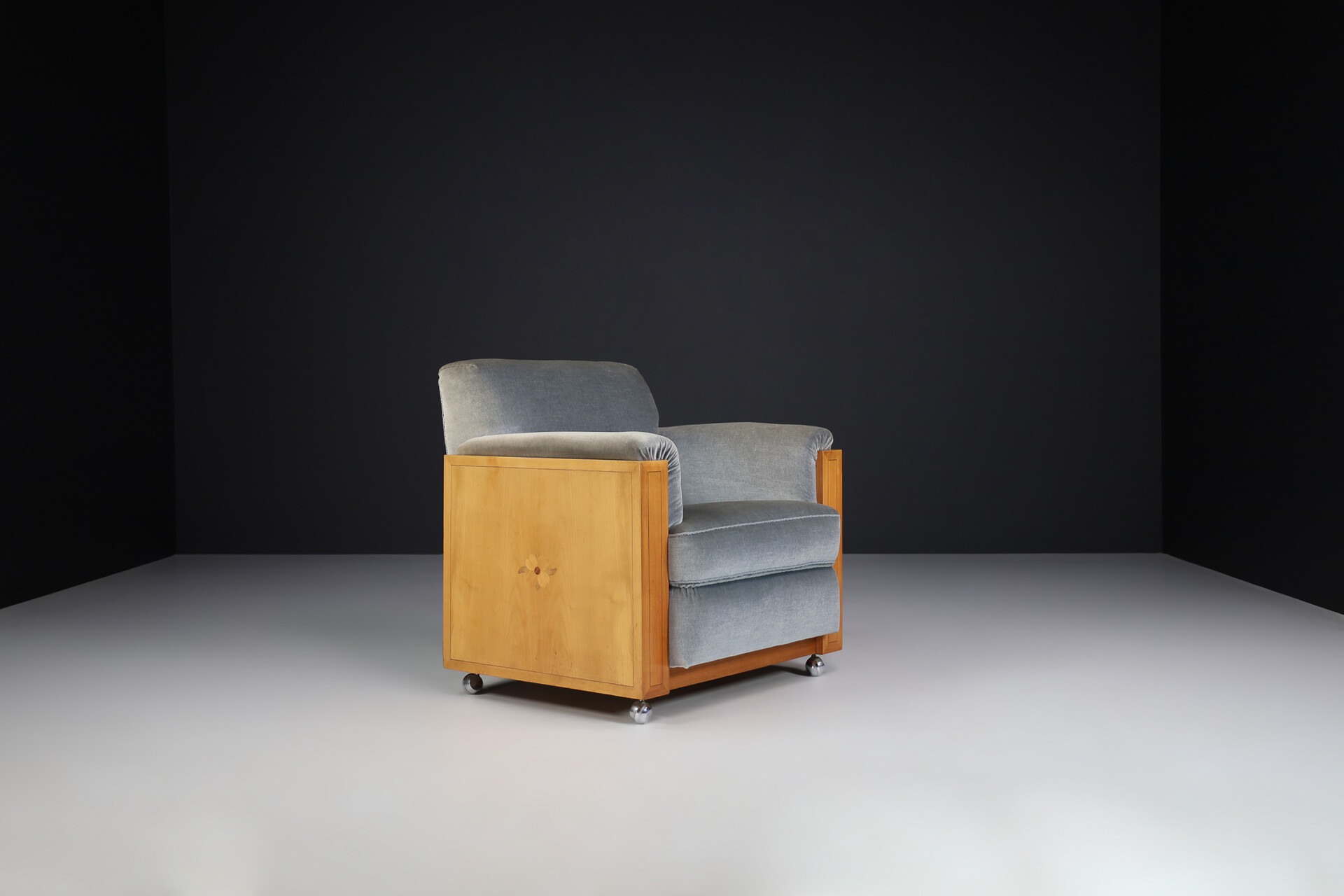 Mid century modern Original Bleu Velvet lounge chairs , The Netherlands 1940s Mid-20th century