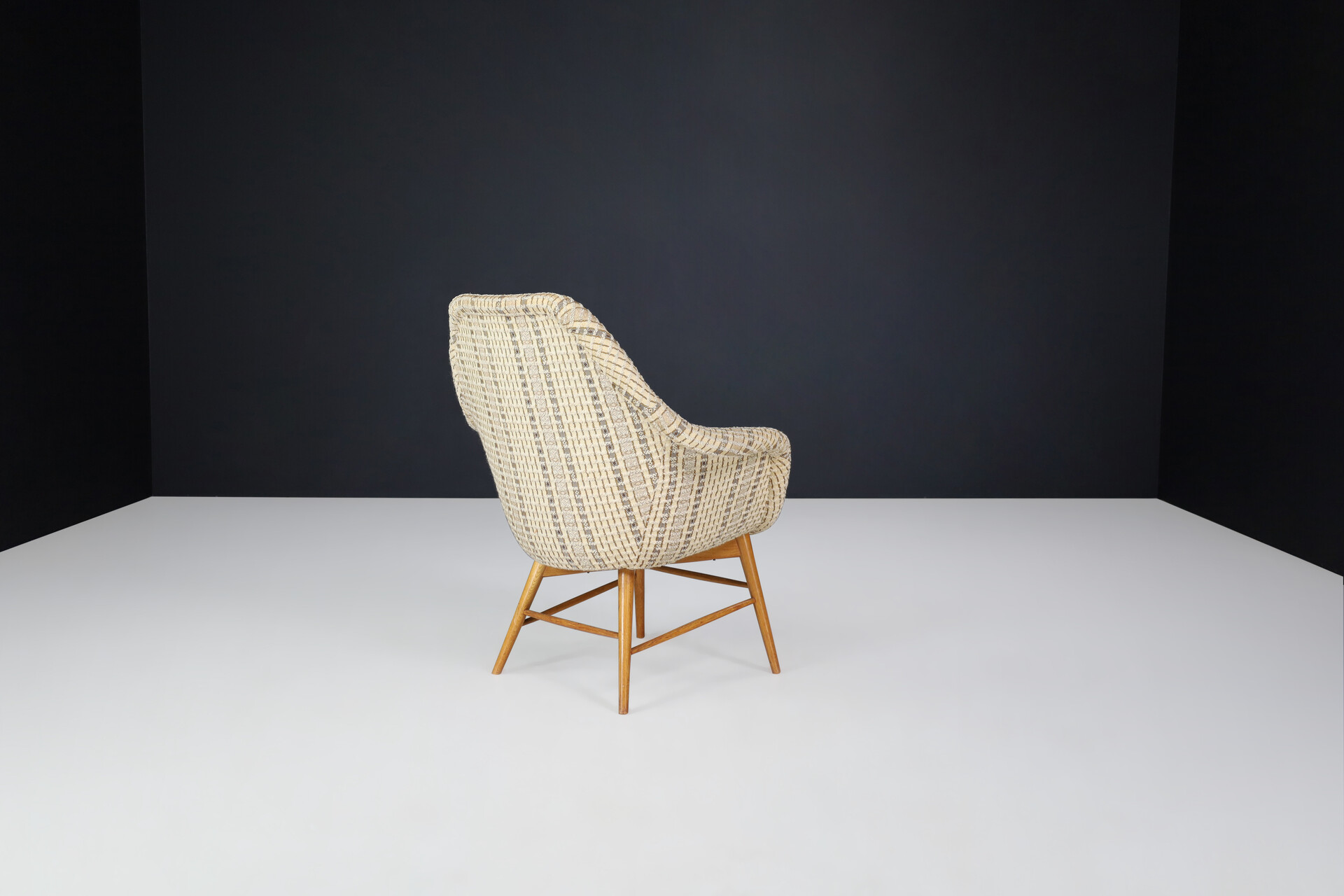 Mid century modern Original Easy Chairs by Miroslav Navratil, Praha 1960 in Original Upholstery Mid-20th century