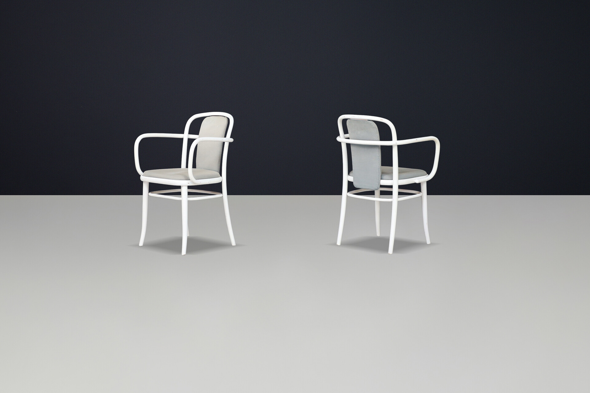 Mid century modern Original Upholstery Bentwood Arm Chairs by Ton, 1950s Mid-20th century