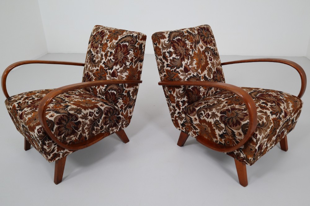 Mid century modern Pair Lounge Chairs by Jindrich Halabala for Up Zavody Brno, 1950s Mid-20th century
