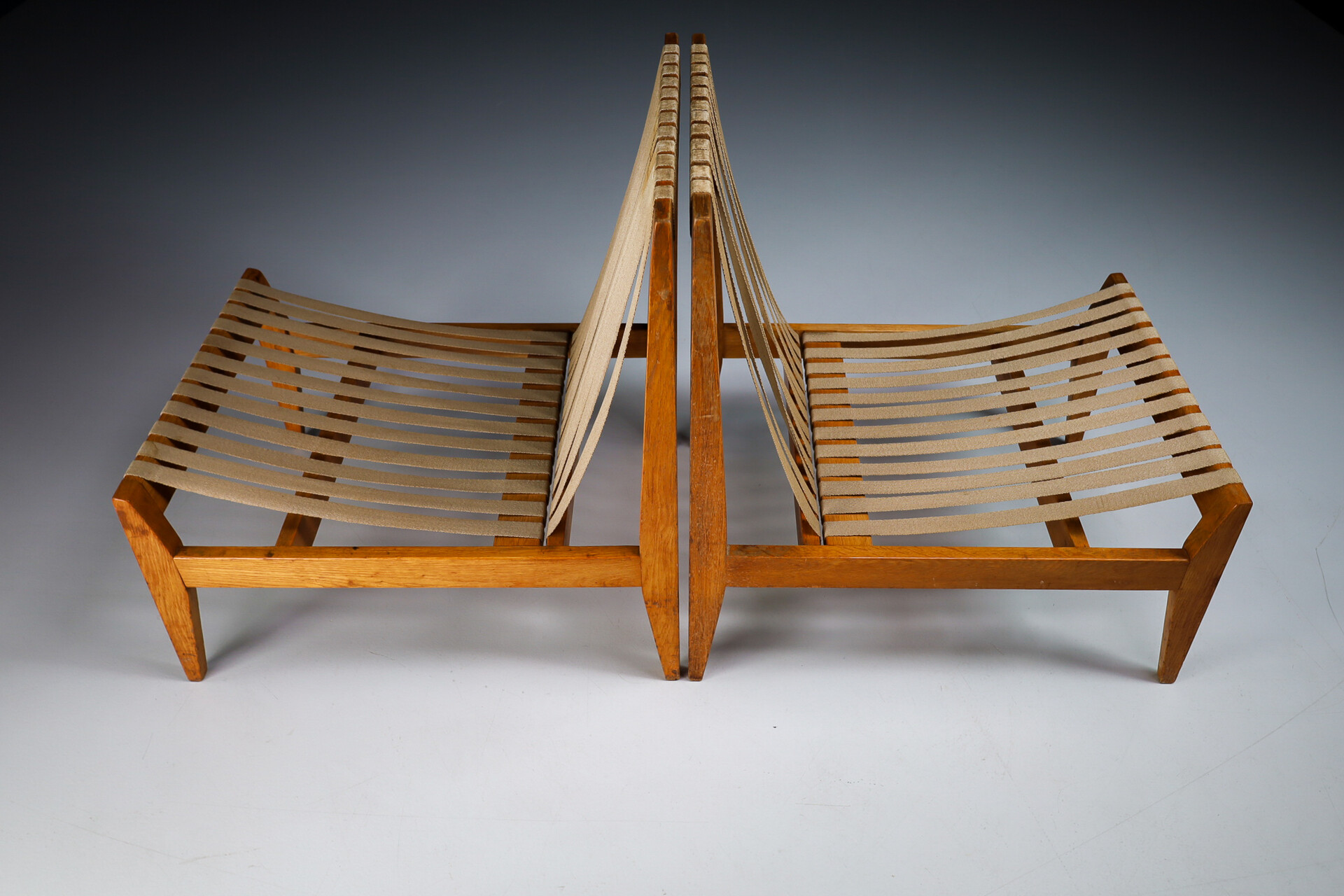 Mid century modern Pair Minimalist Oak and Canvas Lounge chairs, The Netherlands 1940s Mid-20th century
