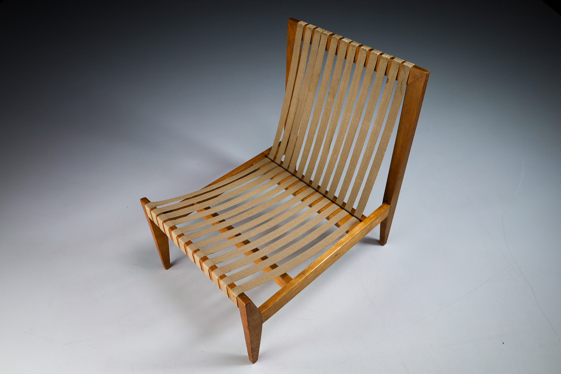 Mid century modern Pair Minimalist Oak and Canvas Lounge chairs, The Netherlands 1940s Mid-20th century