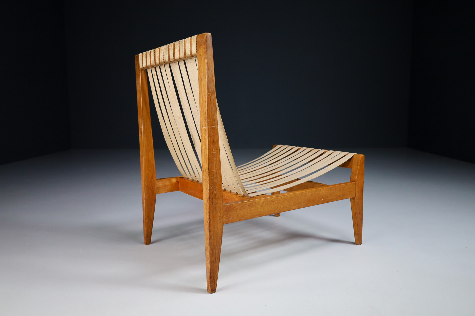 Mid century modern Pair Minimalist Oak and Canvas Lounge chairs, The Netherlands 1940s Mid-20th century