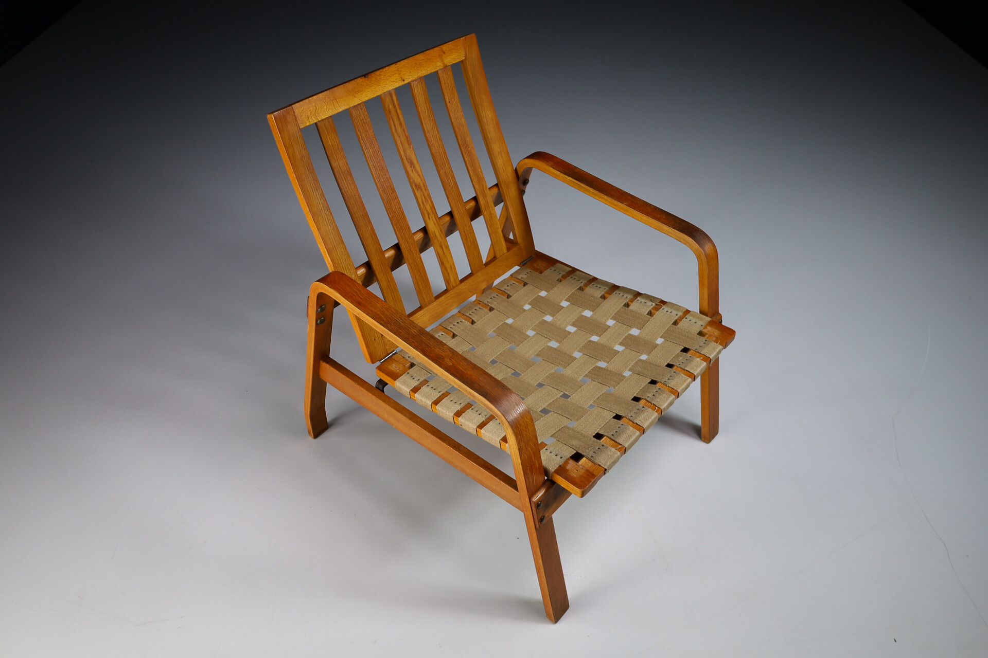 Mid century modern Pair of Adjustable Lounge Chairs in Oak / Bentwood and Canvas Straps France 1950s Mid-20th century
