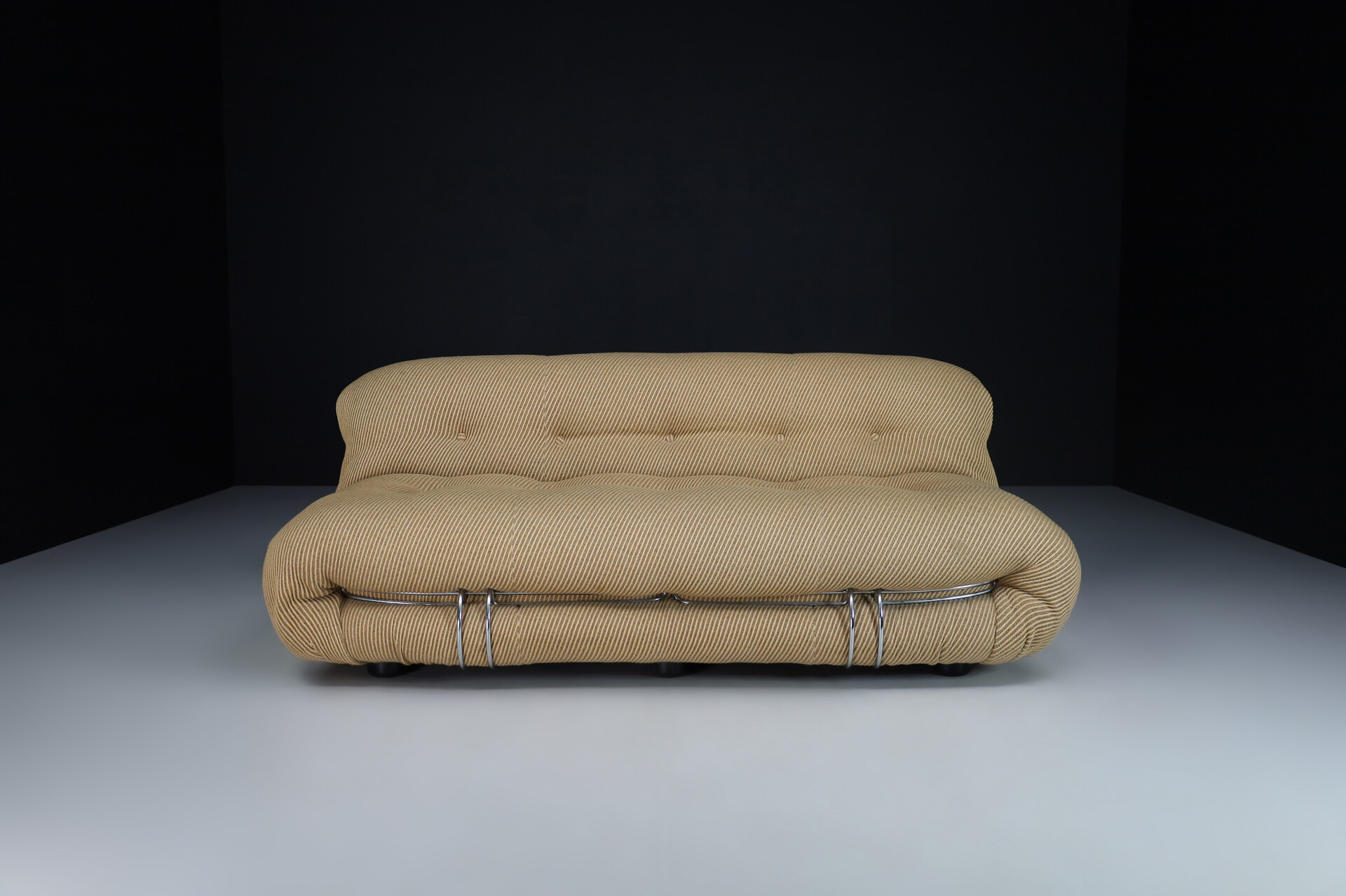 Mid century modern Pair of Two Afra & Tobia Scarpa 'Soriana' Sofas in Original Fabric, Italy, 1969s Mid-20th century