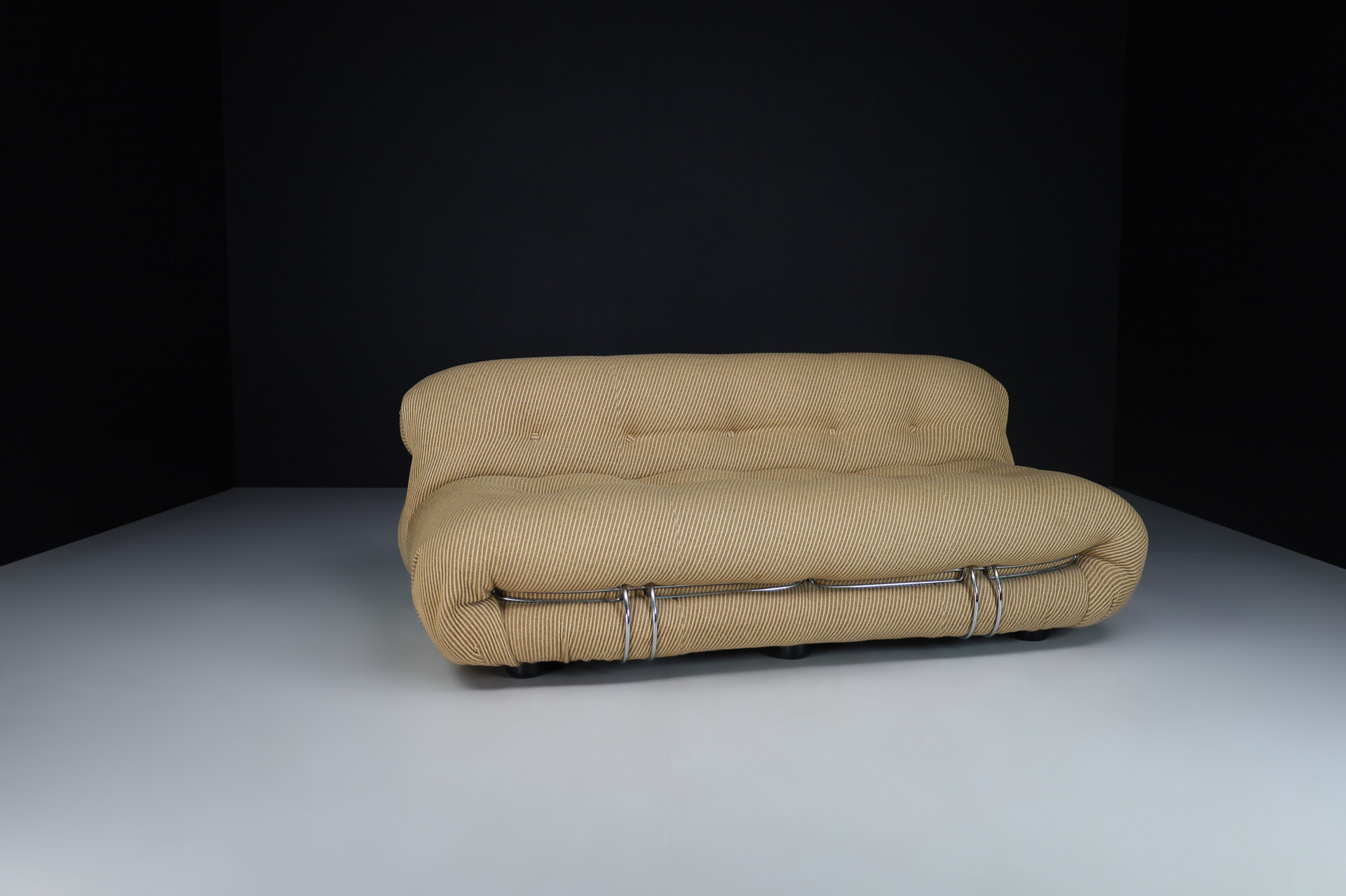 Mid century modern Pair of Two Afra & Tobia Scarpa 'Soriana' Sofas in Original Fabric, Italy, 1969s Mid-20th century