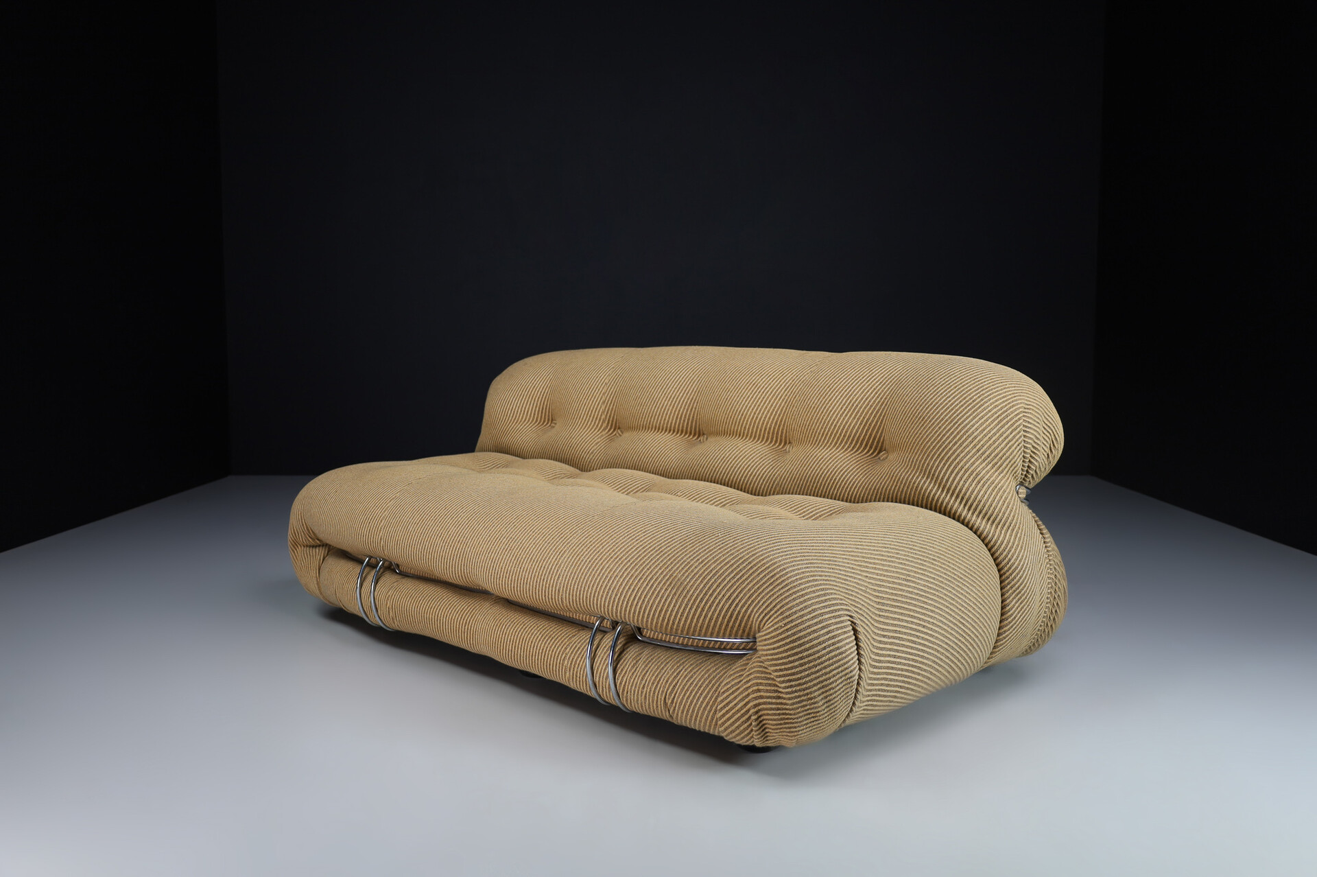 Mid century modern Pair of Two Afra & Tobia Scarpa 'Soriana' Sofas in Original Fabric, Italy, 1969s Mid-20th century