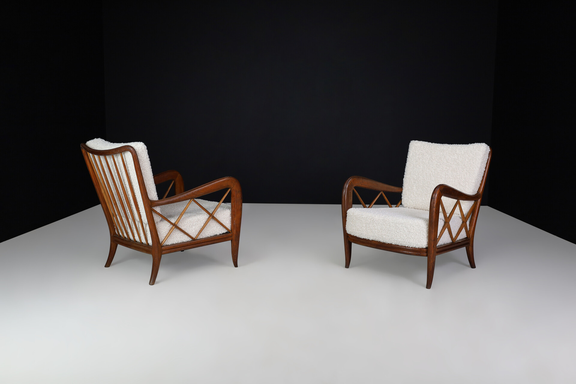 Mid century modern Paolo Buffa Walnut and Bouclé Fabric Armchairs, Italy 1950s Mid-20th century