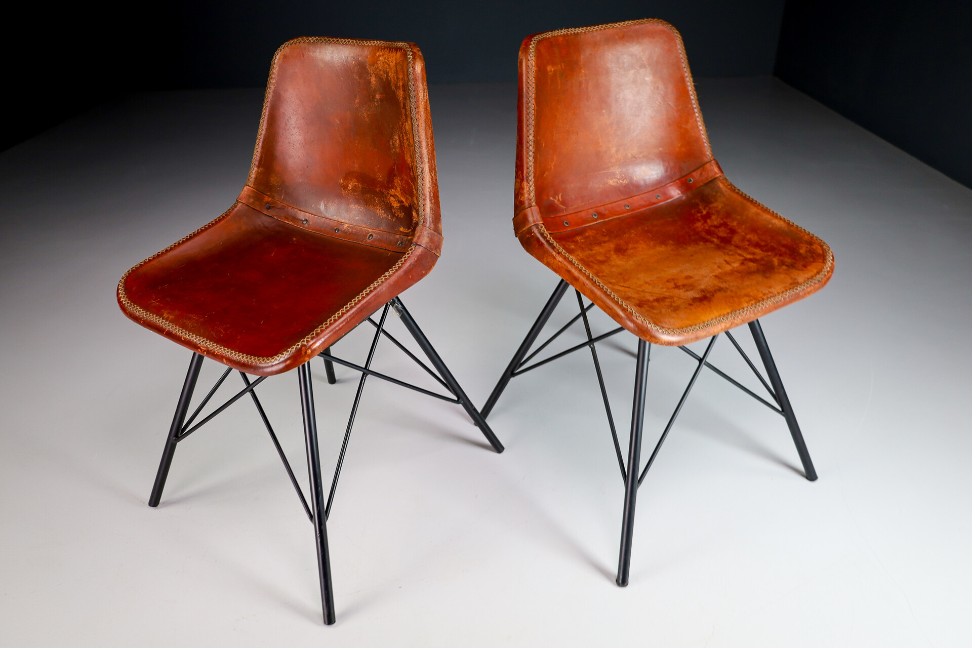 Charlotte Perriand, Les Arcs chairs, Mid century modern