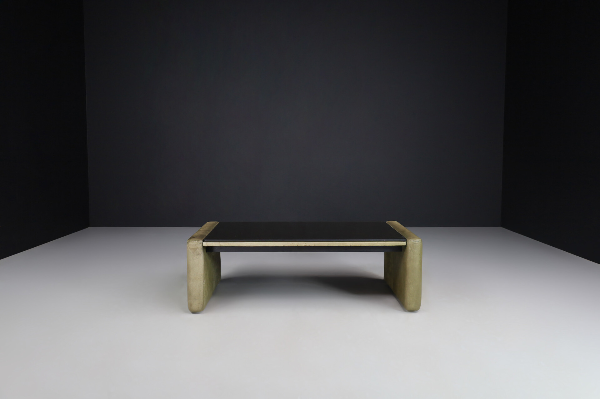 Mid century modern Patinated Green Leather coffee table By Walter Knoll Germany 1970s Late-20th century