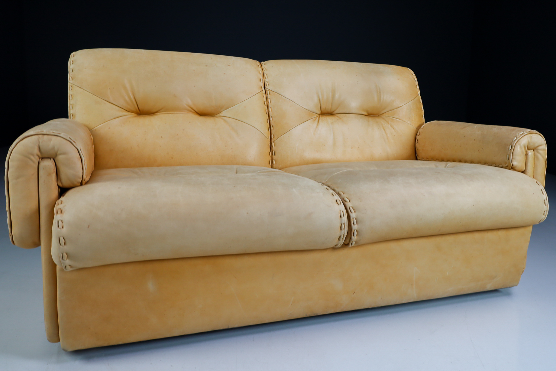 Mid century modern Patinated leather lounge sofa , Germany 1970s Mid-20th century