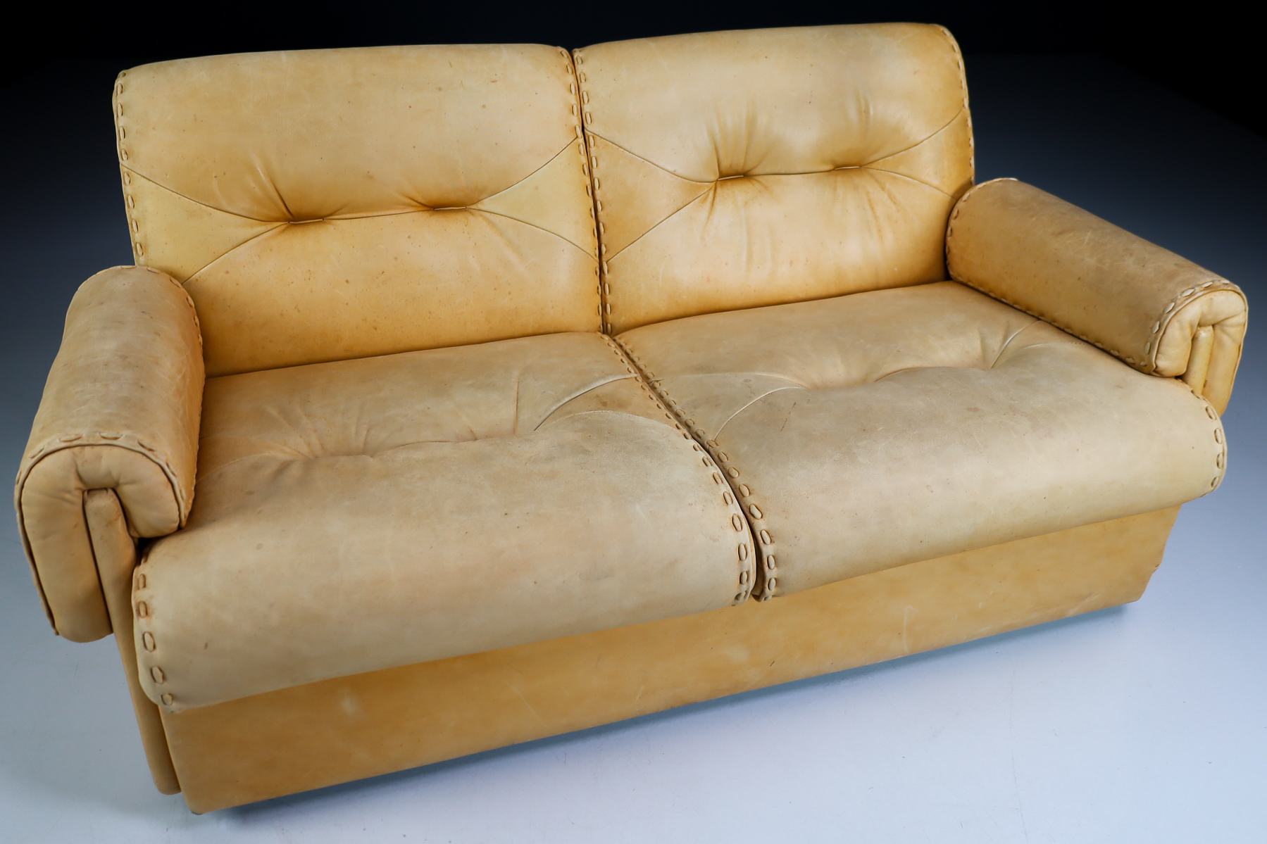 Mid century modern Patinated leather lounge sofa , Germany 1970s Mid-20th century
