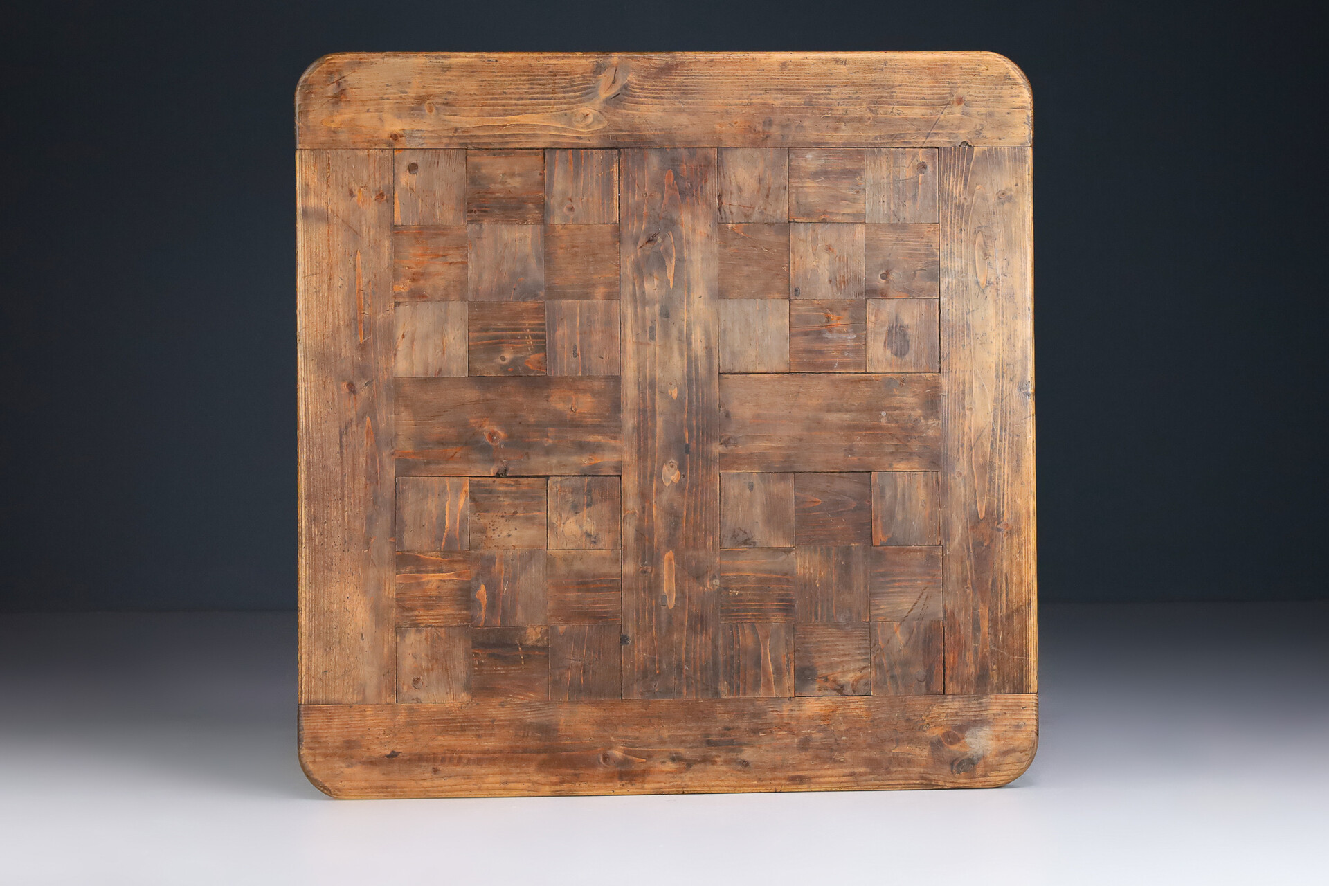 Mid century modern Patinated Pine Wood table The Style Of Jean Prouvé , France 1950s Mid-20th century